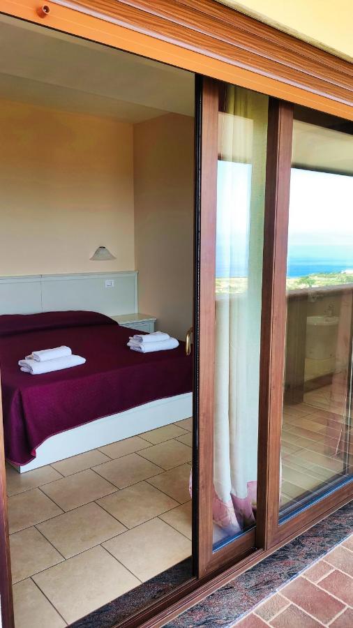Residenza Domus Aurea Tropea- Vista Mare Hotel Santa Domenica  Exterior foto