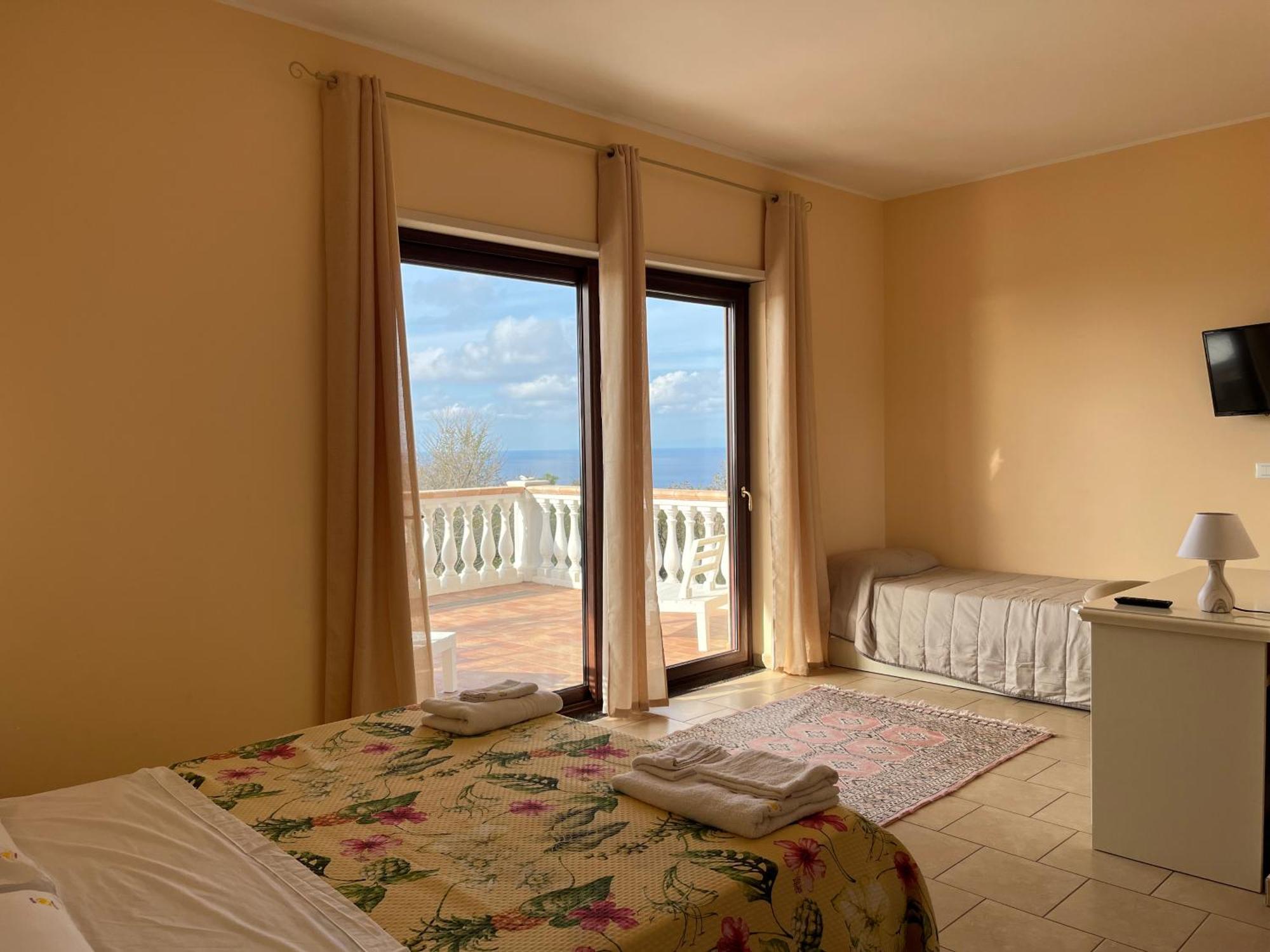 Residenza Domus Aurea Tropea- Vista Mare Hotel Santa Domenica  Exterior foto